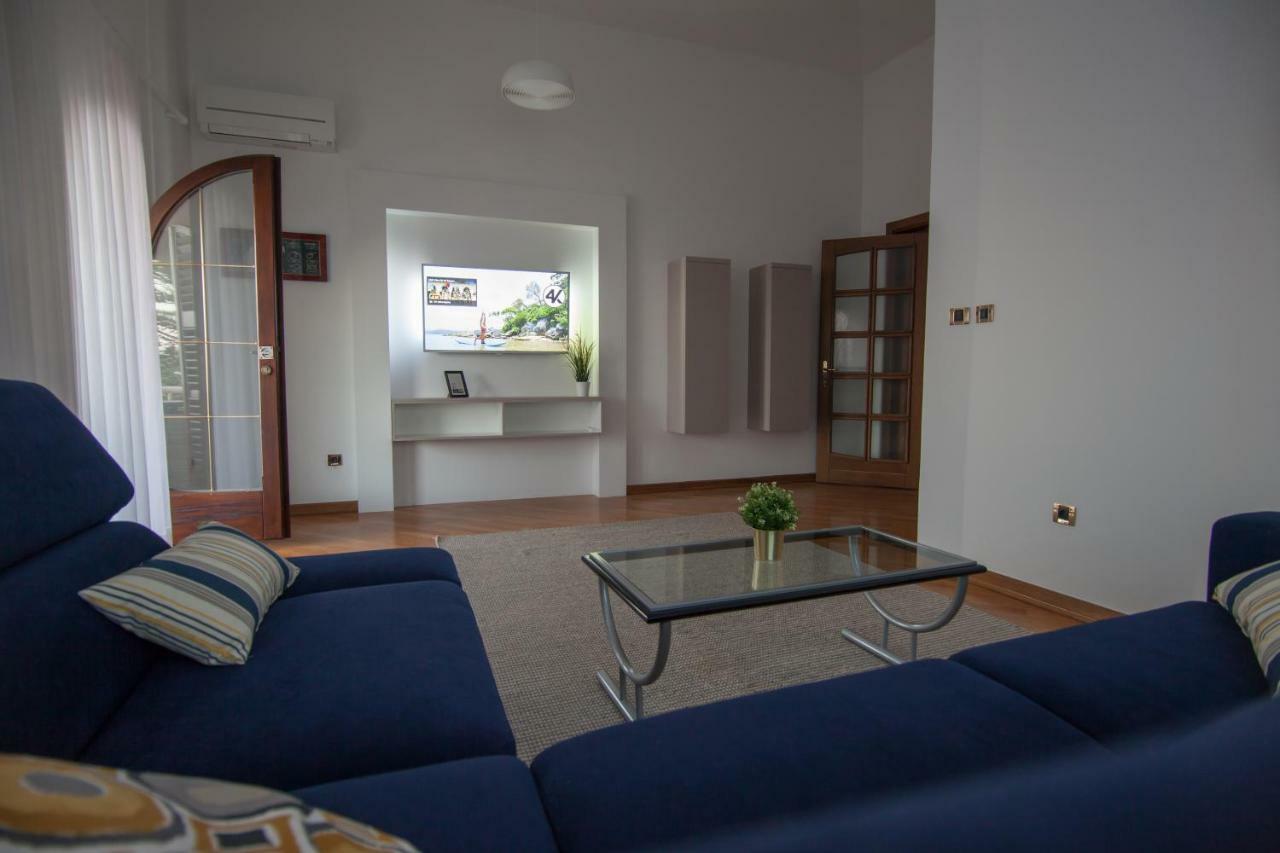קרק Villa Royale Krk מראה חיצוני תמונה