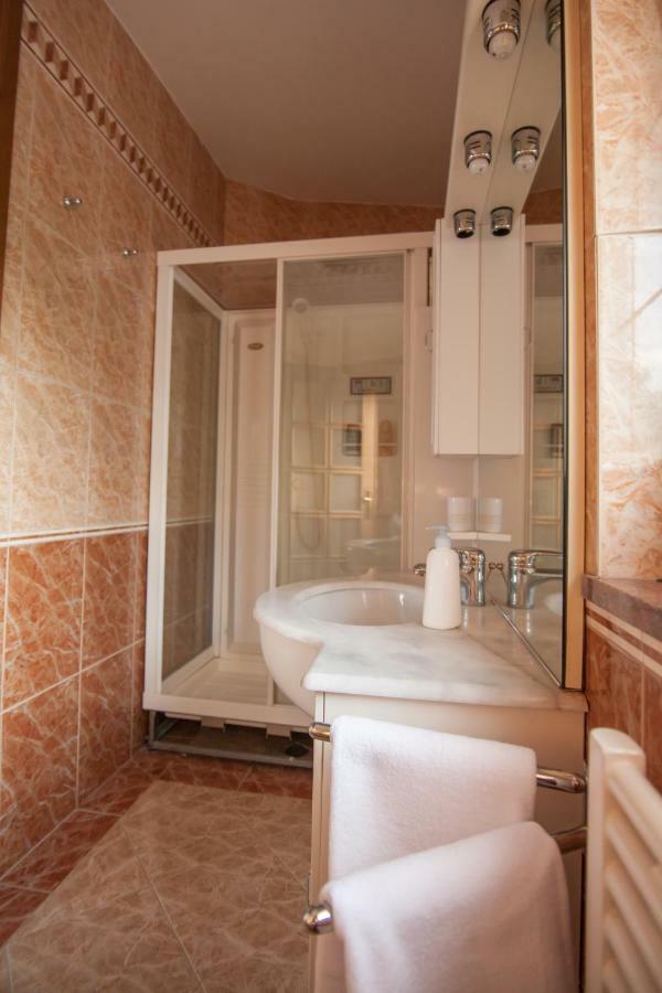 קרק Villa Royale Krk מראה חיצוני תמונה