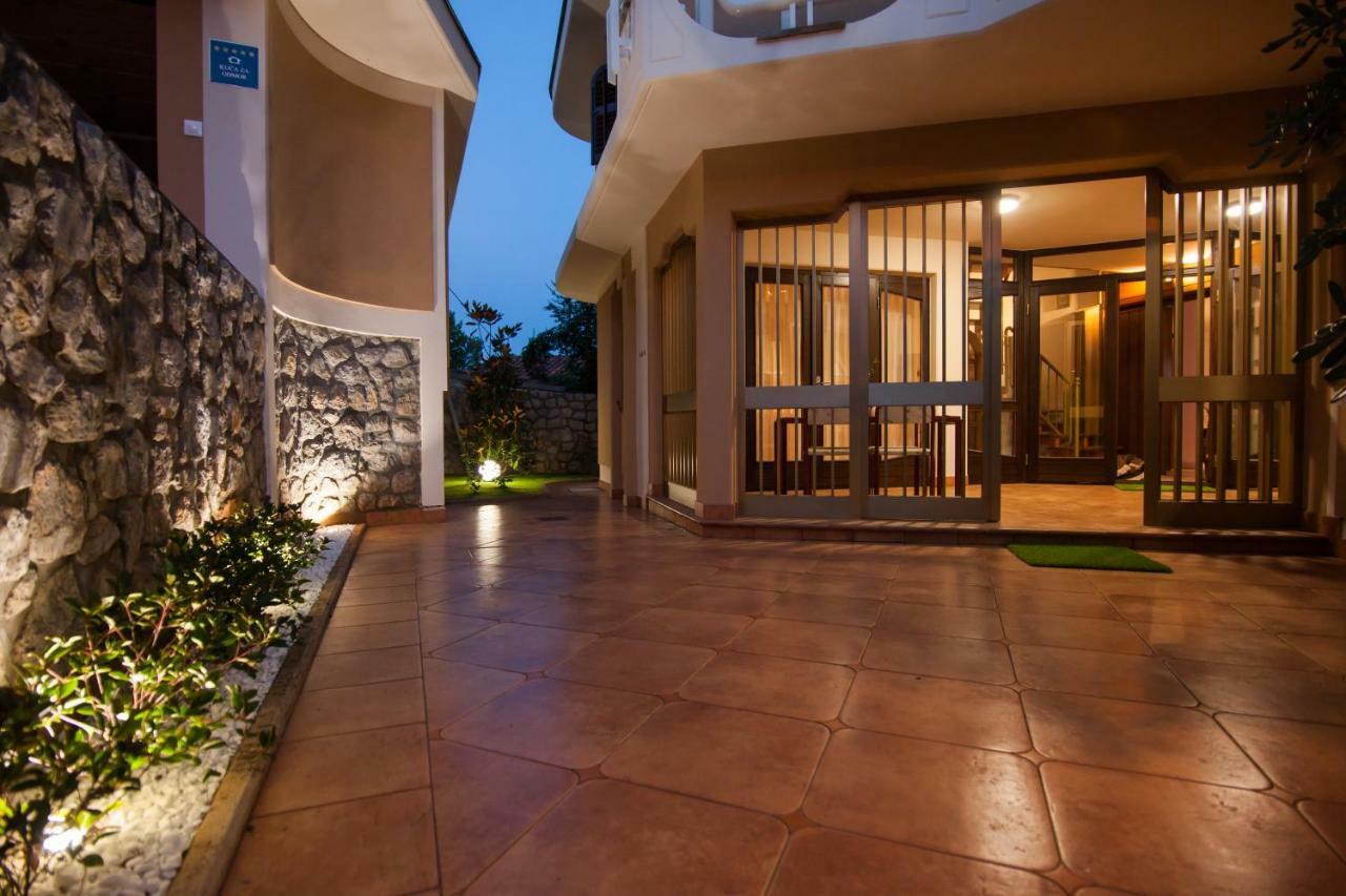 קרק Villa Royale Krk מראה חיצוני תמונה