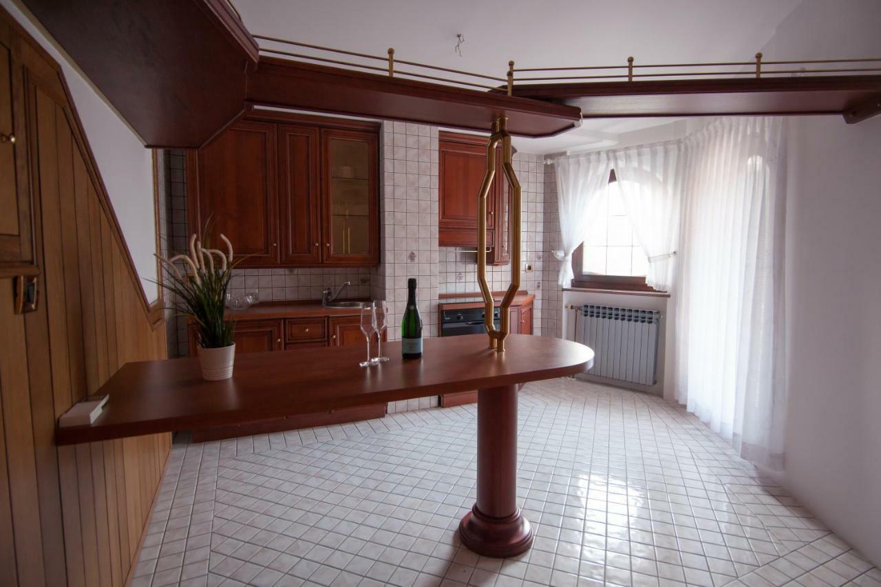קרק Villa Royale Krk מראה חיצוני תמונה